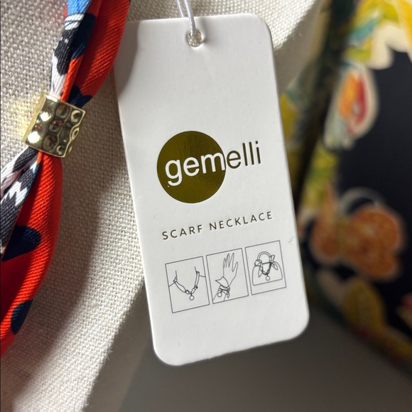 โ๏ธโค๏ธโ๏ธ Gemelli Leopard Zebra Heart Print Adjustable Scarf Necklace NEW - Picture 3 of 4